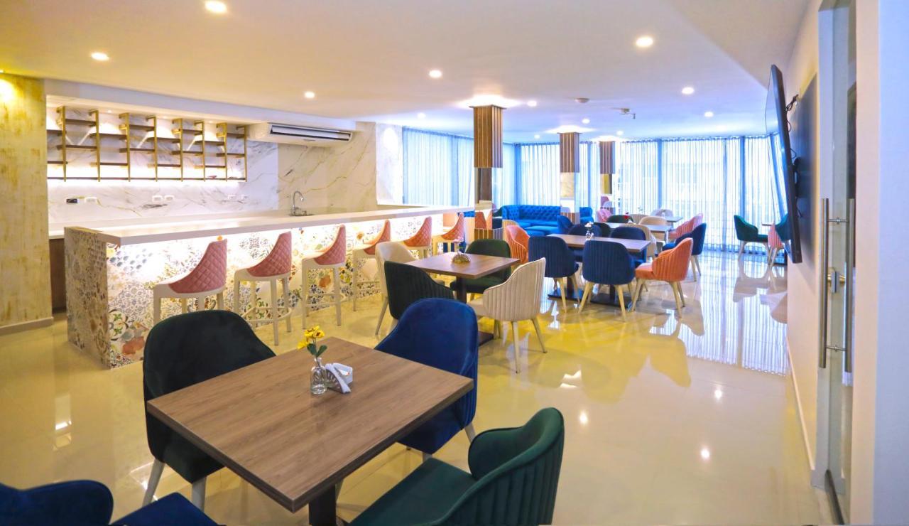 Edificio Casa Tabor Bed and Breakfast Barranquilla  Exteriör bild
